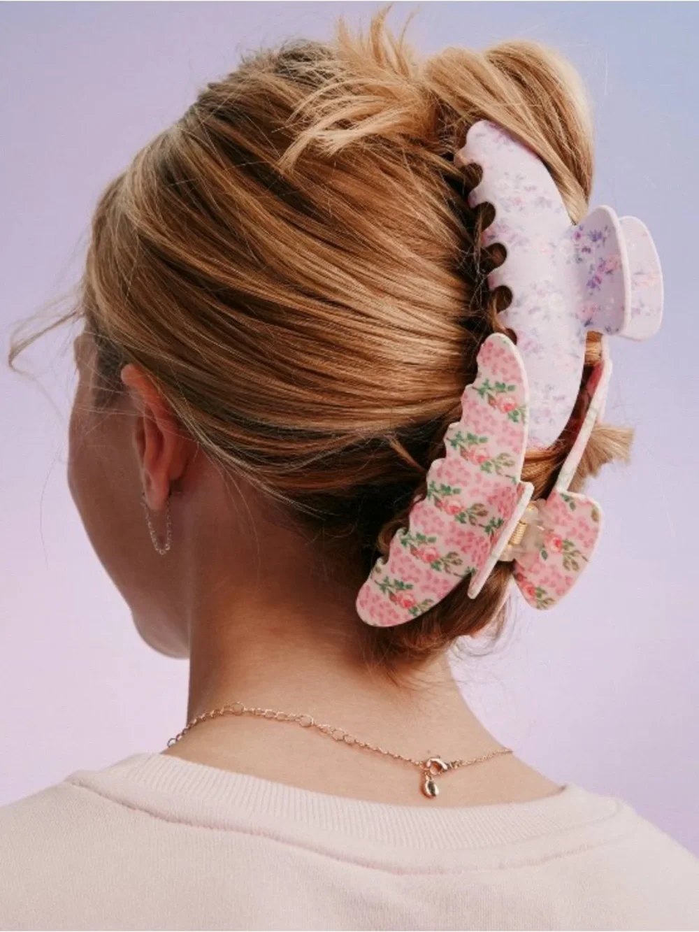 LoveShackFancy x Target - Goody Happy Thoughts Large Claw Clip 1CT hibiscus 💜